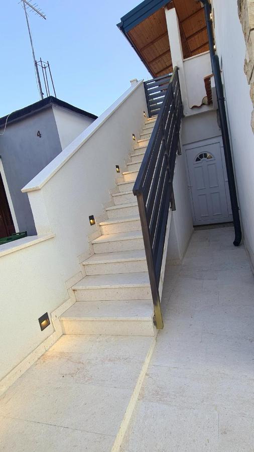 Family Oasis Apartment Zukve Vrsi Exterior photo